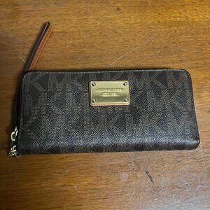 Michael Kors MK Signature Zip Around Full Size Wallet- Brown Leather